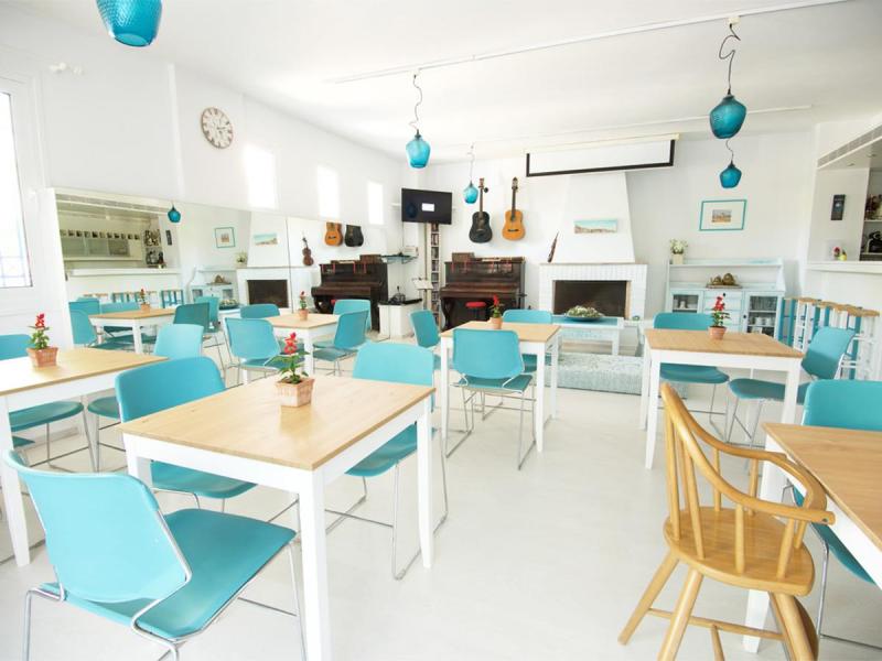 Daphne`s Club Hotel Apartments
