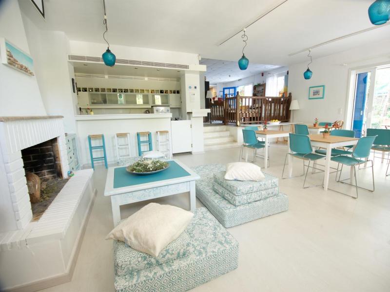 Daphne`s Club Hotel Apartments