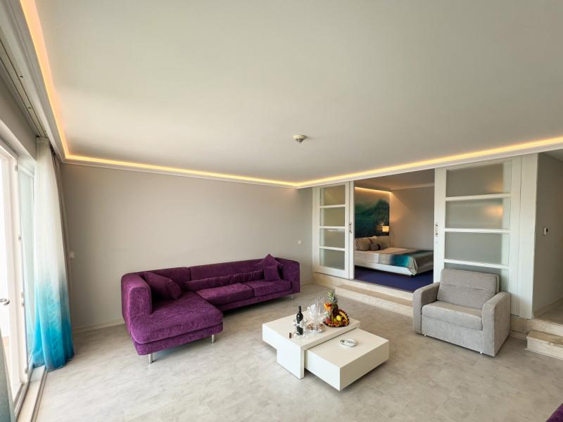 Catamaran Quality Times