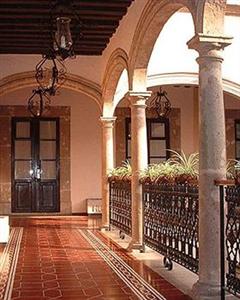 Hotel Mision Catedral Morelia