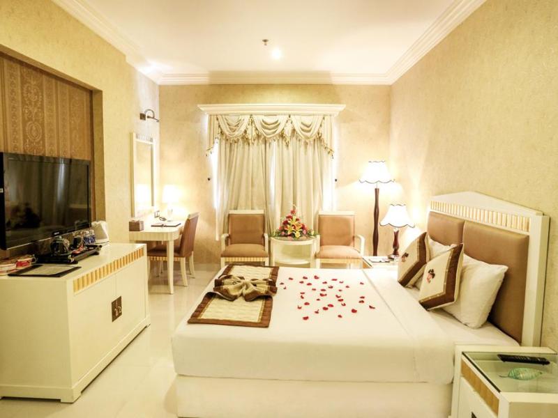 Seventeen Saloon Hotel