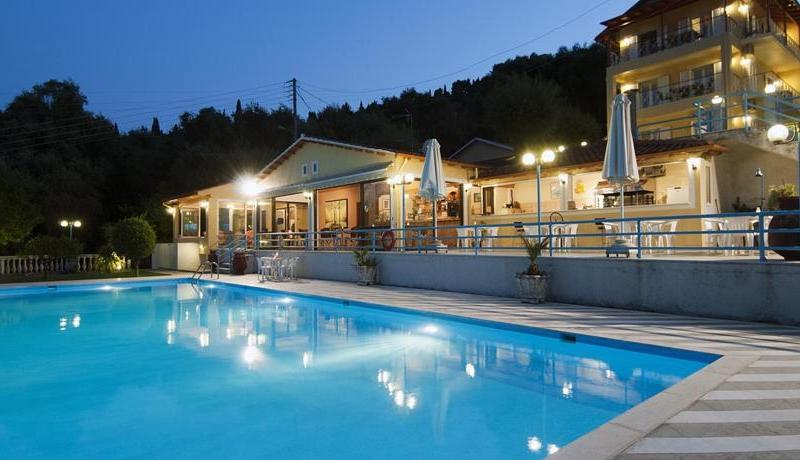 Brentanos Apartments