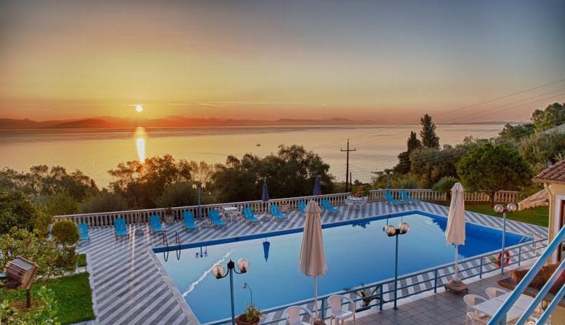 Brentanos Apartments