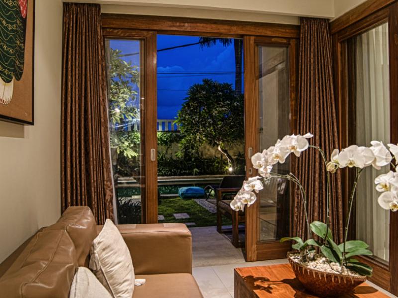 Sara Residence