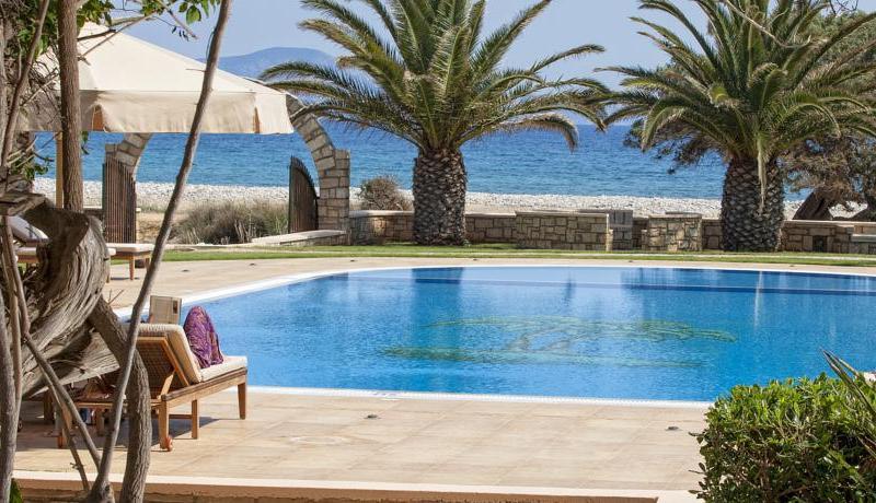 Finikas Hotel