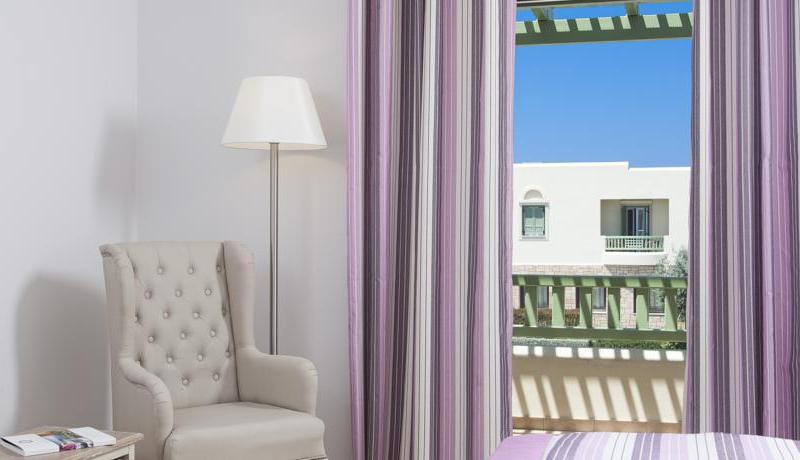 Finikas Hotel