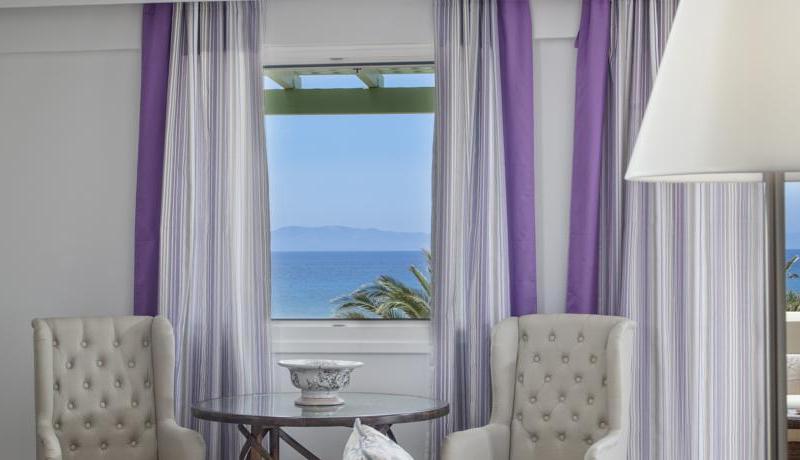 Finikas Hotel