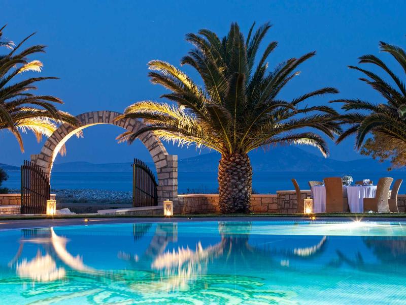 Finikas Hotel