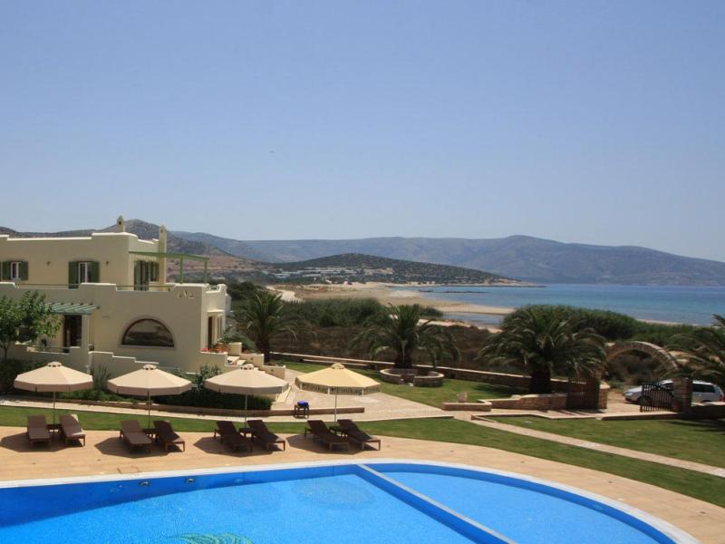 Finikas Hotel