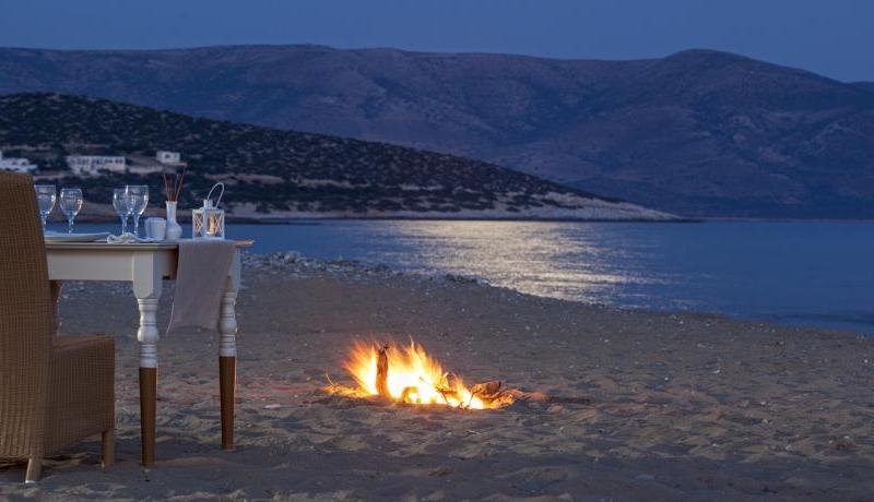 Finikas Hotel