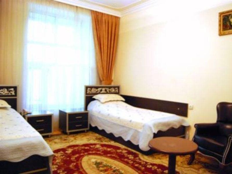 Araz Hotel