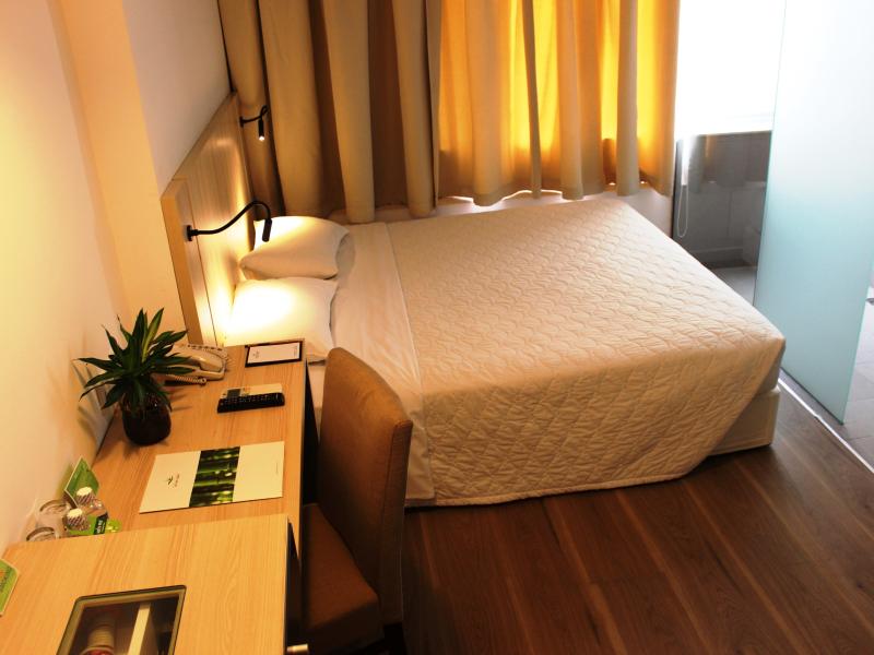 Liberty Hotel Saigon Greenview