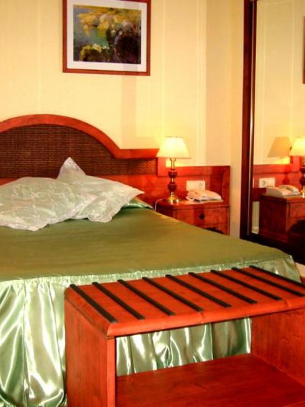 Hotel Izan Cavanna