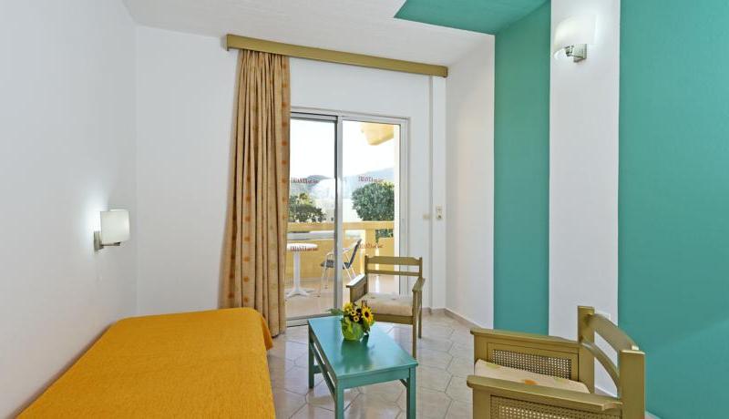 Trianta Hotel Apartments