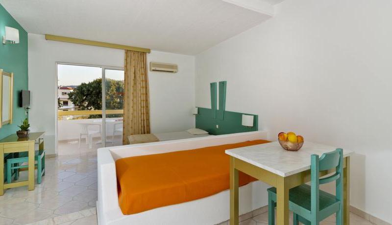 Trianta Hotel Apartments