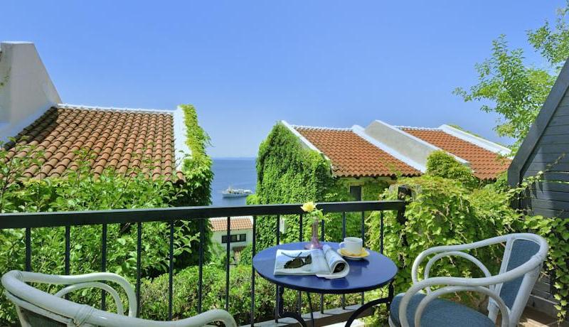 Adrina Beach Hotel
