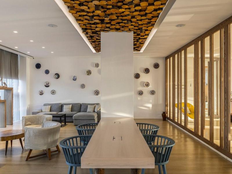 Cavo Maris Beach Hotel