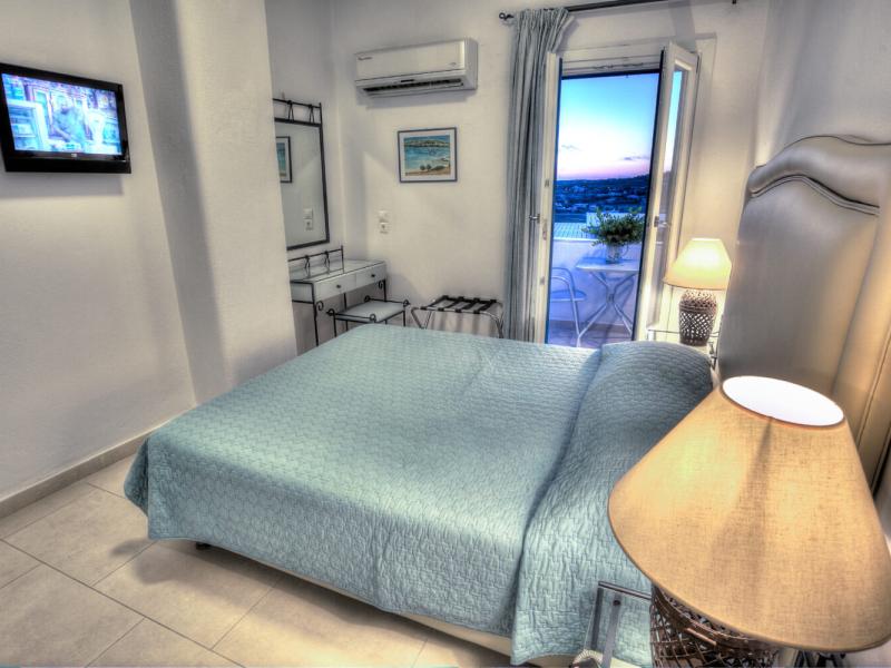 Pyrgaki Hotel