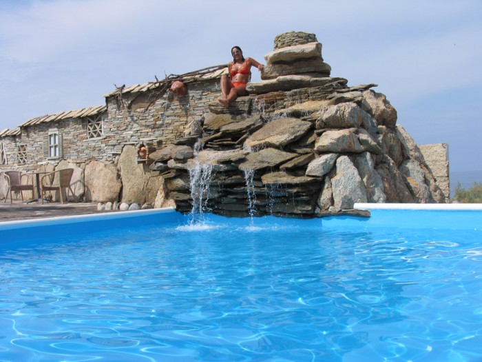 Cavos Bay