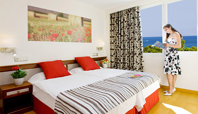 Hotel Apartamentos Ivory Playa
