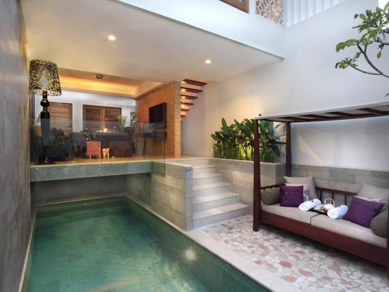 Kayu Raja Villa