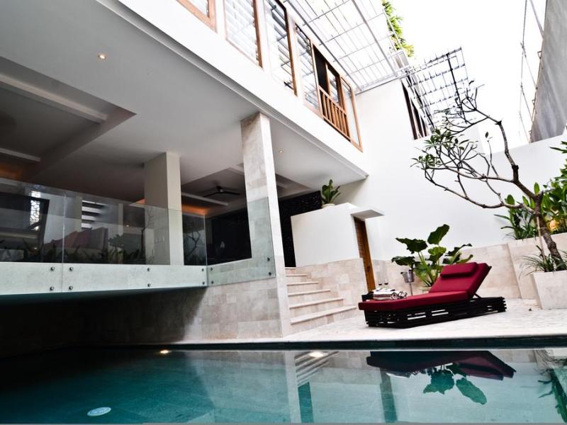 Kayu Raja Villa