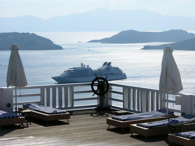 Kivo Art & Gourmet Hotel