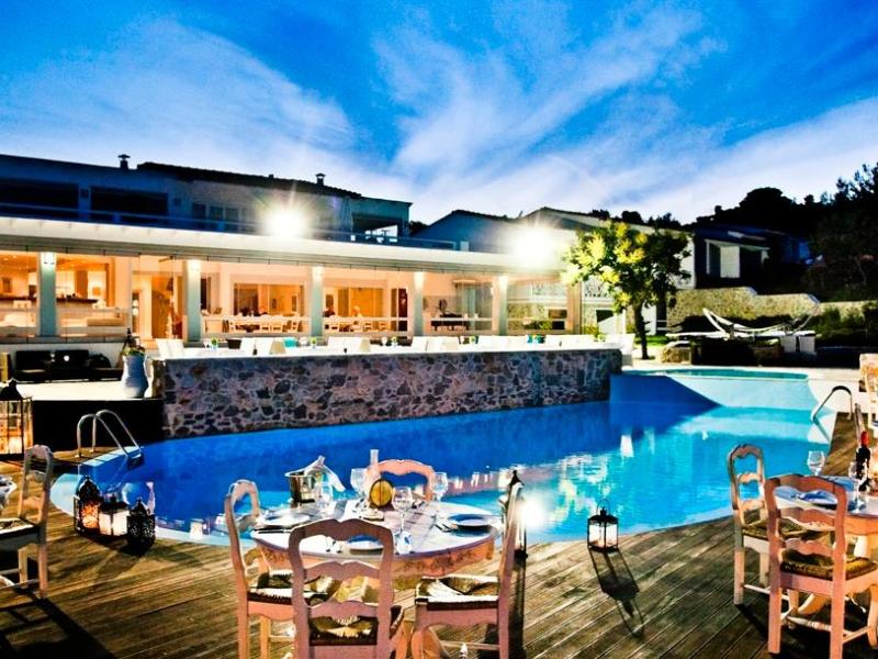 Kivo Art & Gourmet Hotel