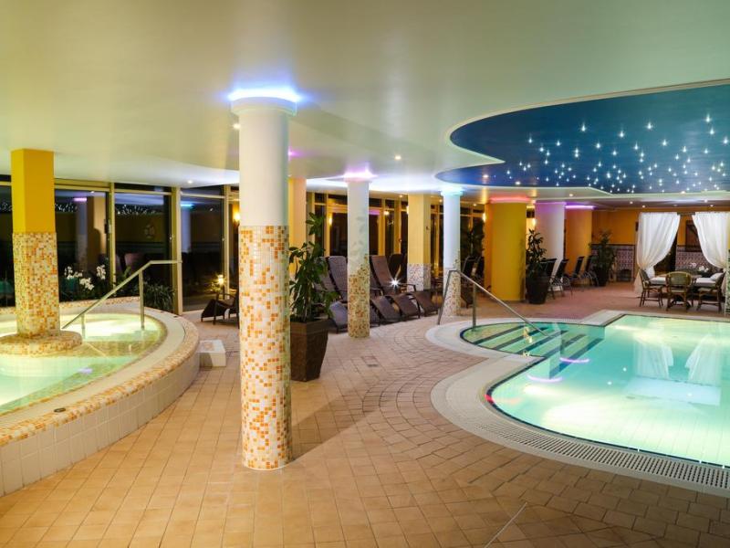 Calimbra Wellnes es Konferencia Hotel