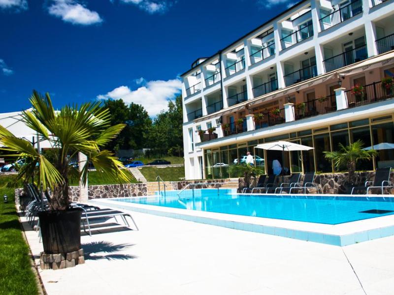 Calimbra Wellnes es Konferencia Hotel