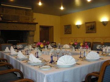 Les 13 Assiettes Hotel Le Val-Saint-Pere