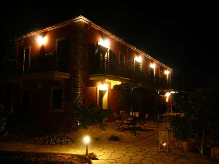 Avra Private Suites