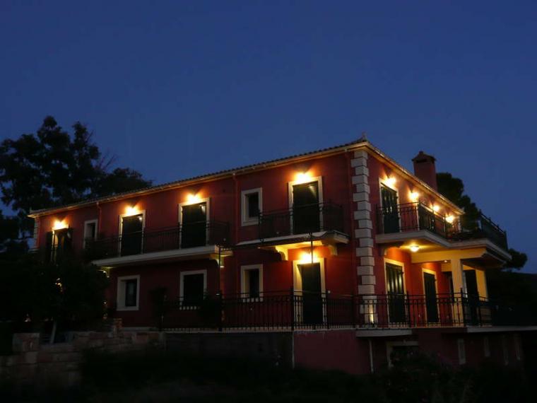 Avra Private Suites