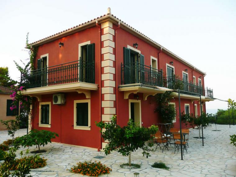 Avra Private Suites