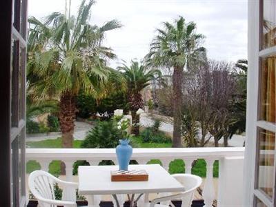 Paradise Apartments