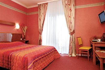 Cecil (Лазурный берег)