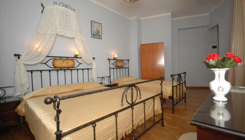 Cecil Hotel