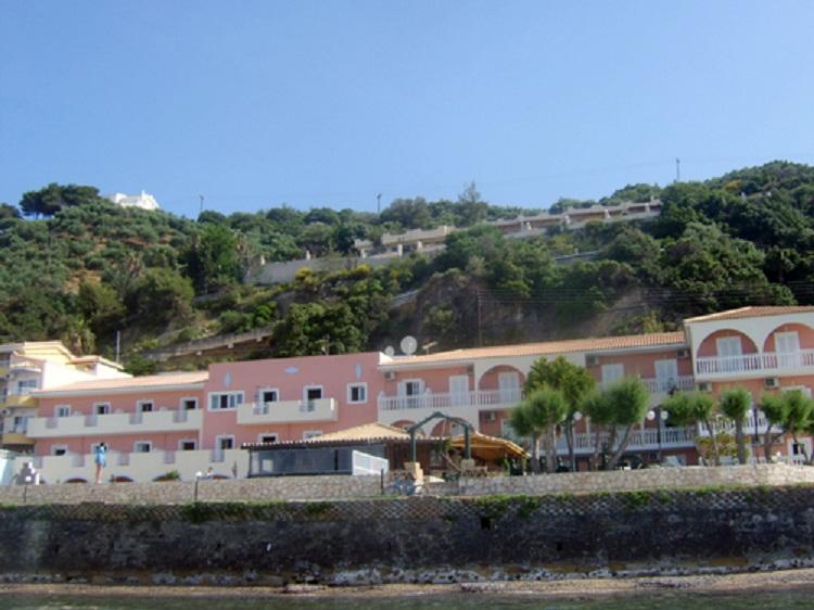 Agoulos Beach Hotel
