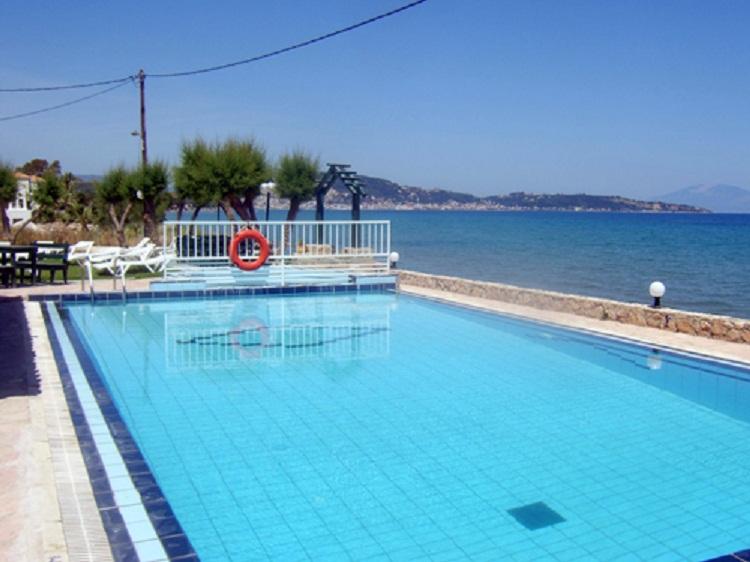 Agoulos Beach Hotel