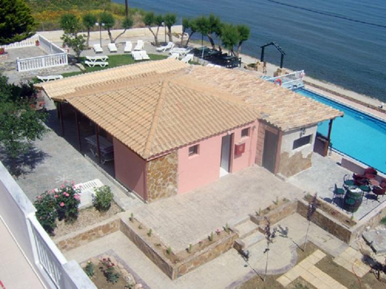Agoulos Beach Hotel