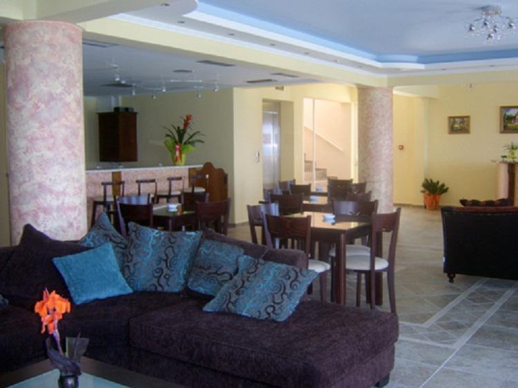 Agoulos Beach Hotel