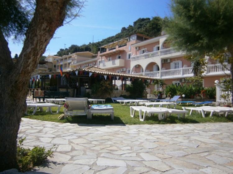 Agoulos Beach Hotel