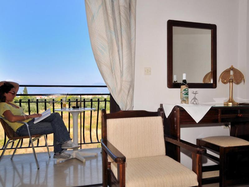 Pericles Hotel