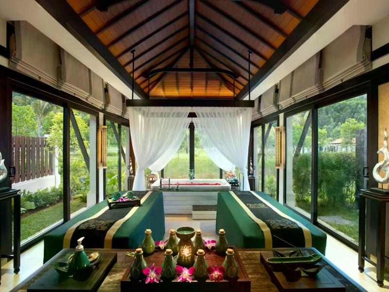 Banyan Tree Lang Co
