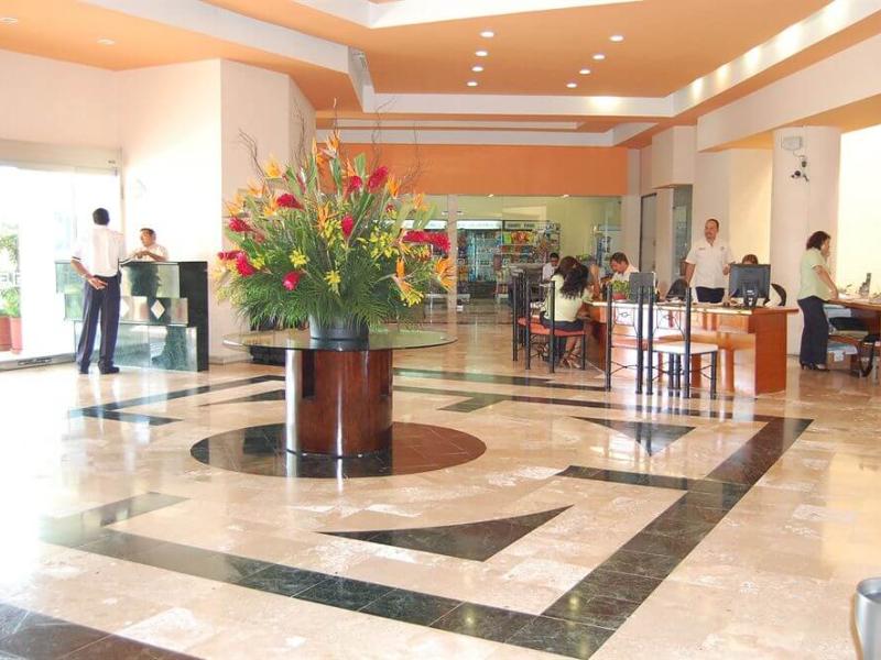 Hotel Casa Maya Cancun