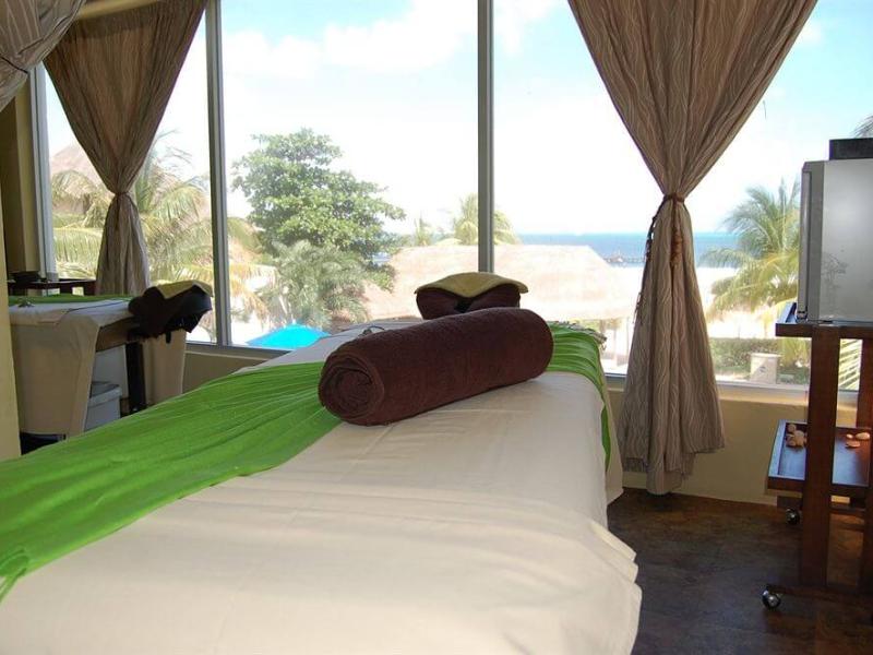 Hotel Casa Maya Cancun