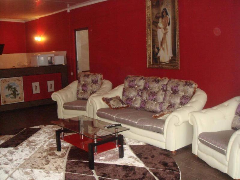 Хуторок (Новомихайловский)