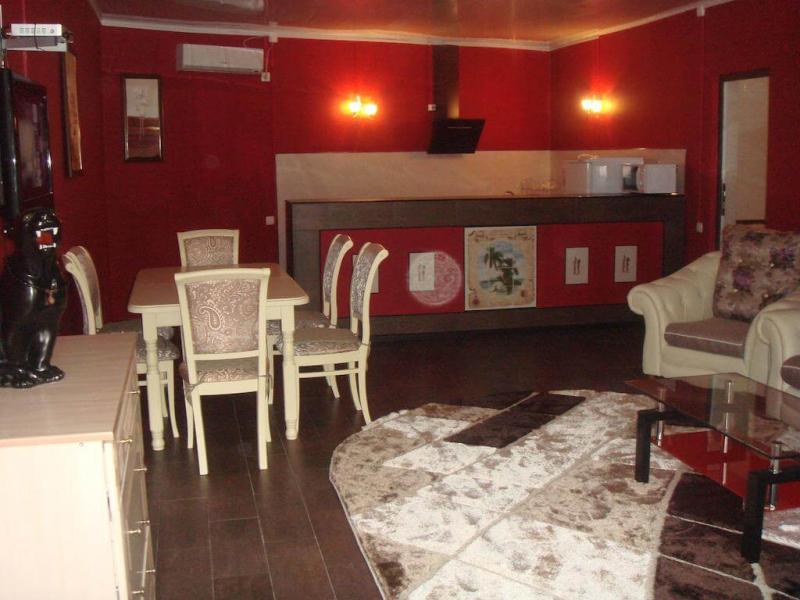 Хуторок (Новомихайловский)