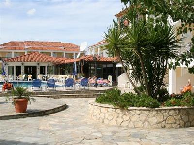 Village Inn Laganas