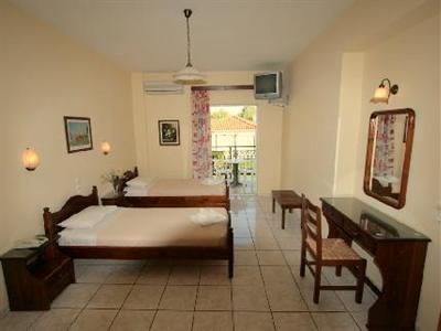 Village Inn Laganas